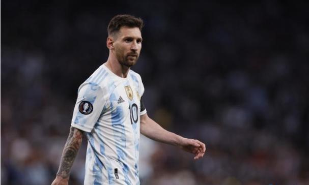 王室暗流：哈里梅根订婚背后的分歧，菲利普亲王给梅根起外号